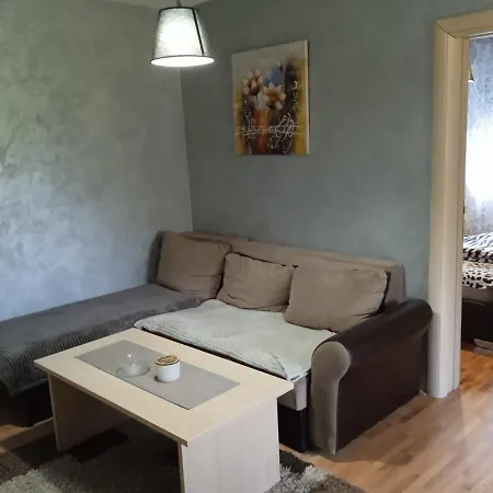 Airport Niki And Apartment Belgrade